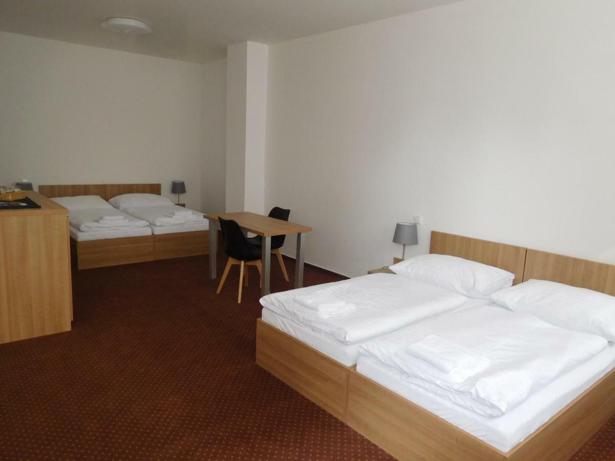 Hotel Fabrika Uherské Hradiště 外观 照片