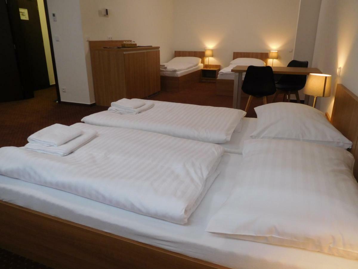 Hotel Fabrika Uherské Hradiště 外观 照片