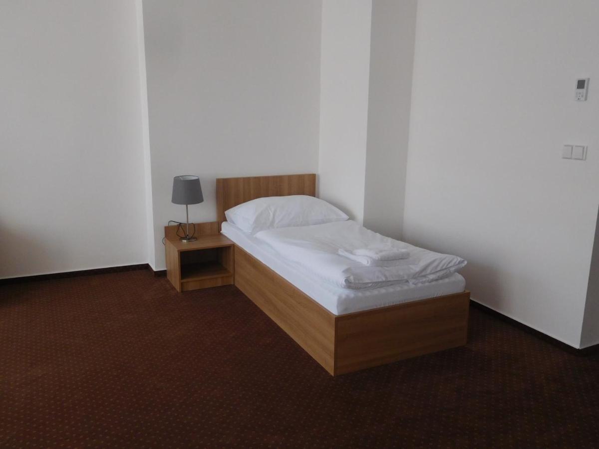 Hotel Fabrika Uherské Hradiště 外观 照片